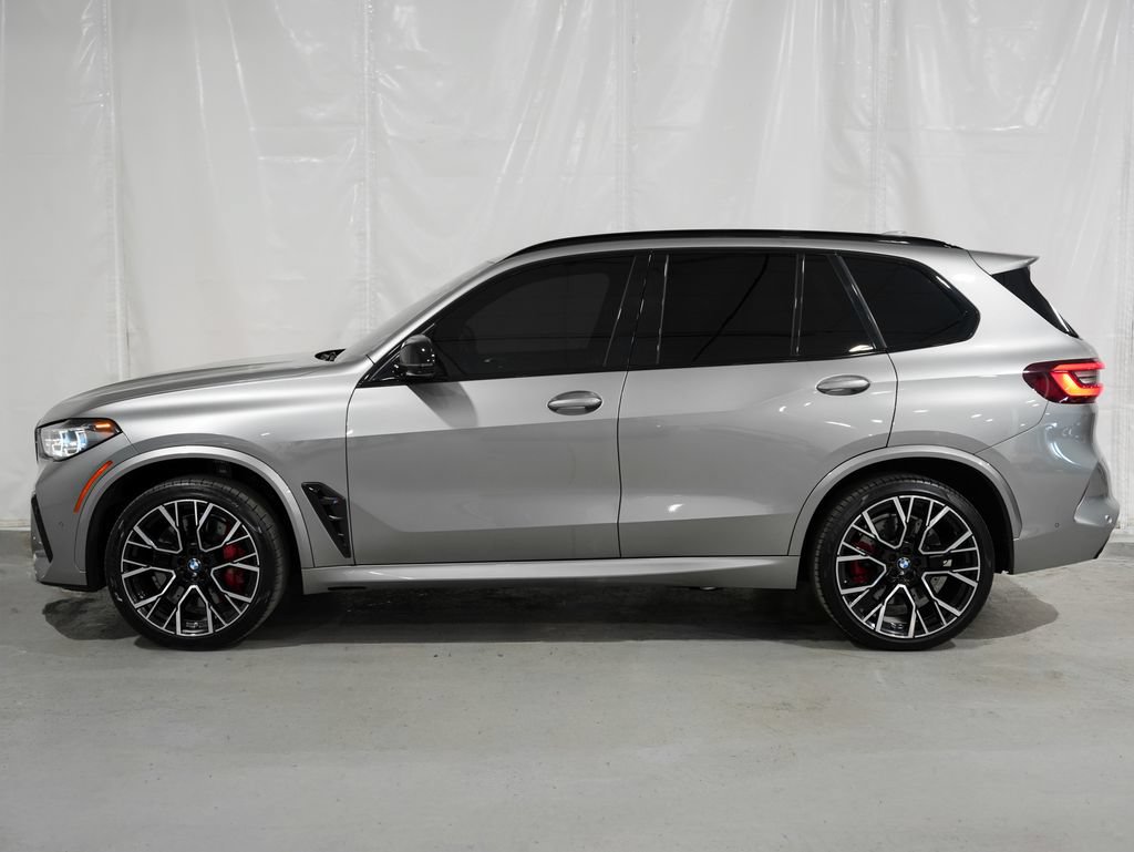 Used 2022 BMW X5 M w/ Competition Package 2 AWD/4WD image 2