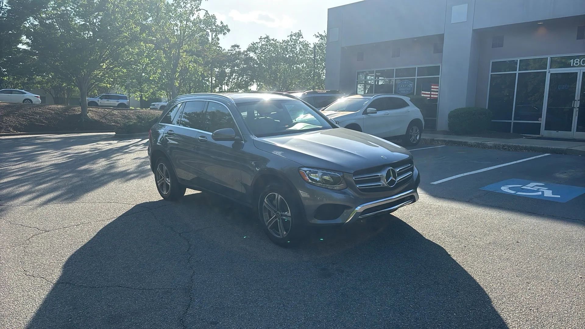 Used 2018 Mercedes-Benz GLC 300 image 3