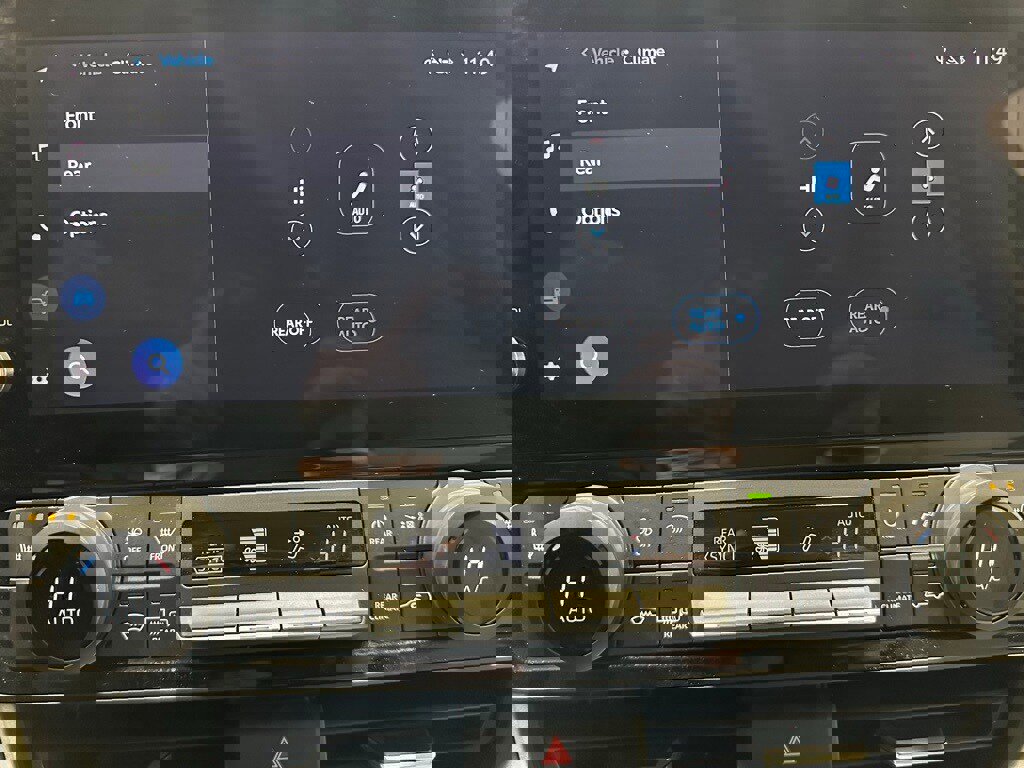 Used 2025 Toyota Grand Highlander AWD image 33