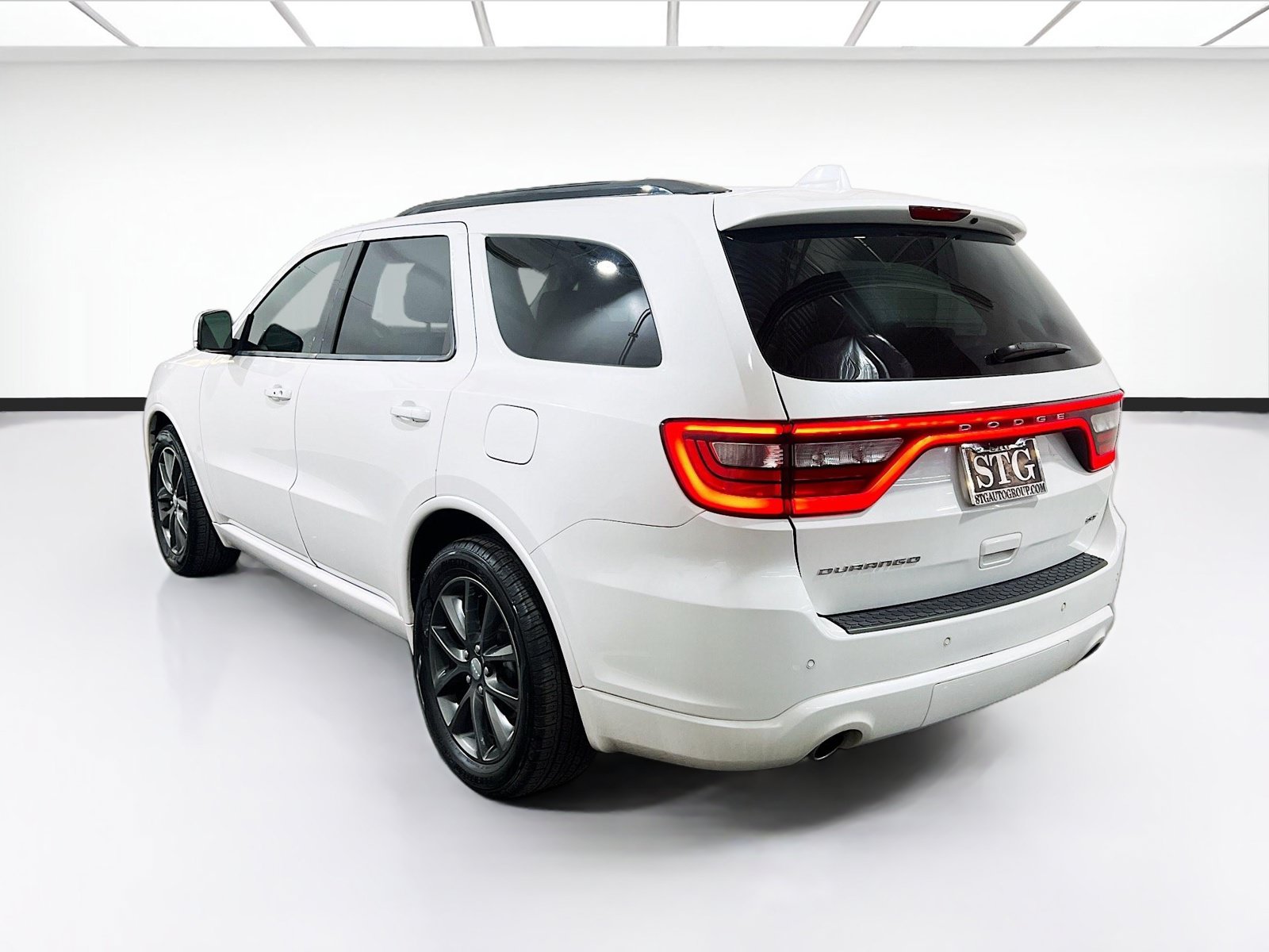 Used 2018 Dodge Durango GT w/ Technology Group RWD image 6