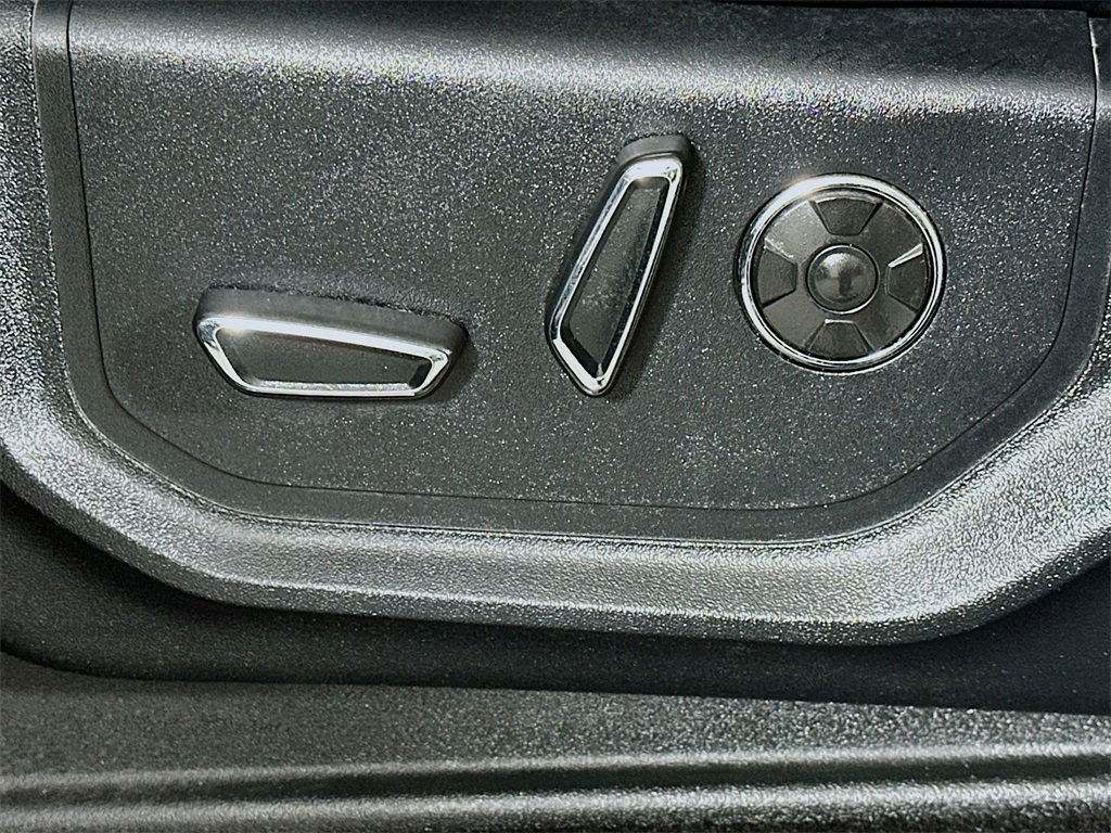 Used 2019 Ford F350 Platinum w/ Platinum Ultimate Package image 23