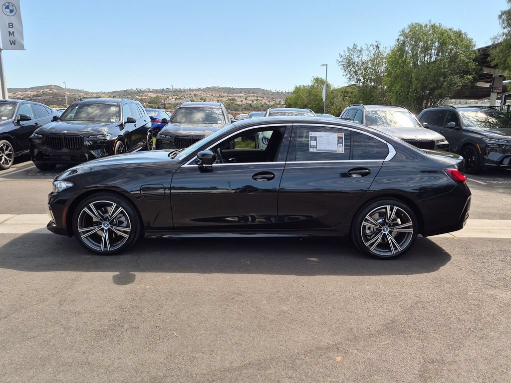 Used 2024 BMW 330e xDrive w/ Convenience Package AWD/4WD image 5