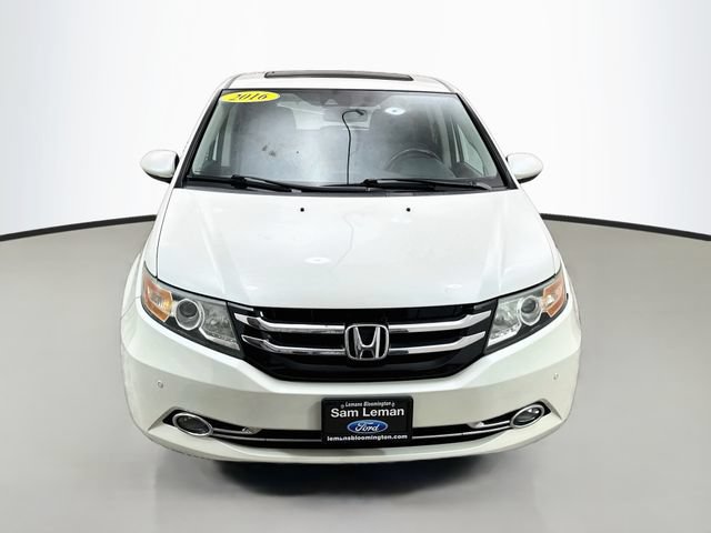 Used 2016 Honda Odyssey Touring Elite image 2