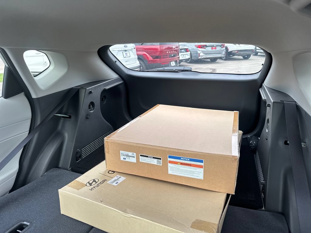 Used 2026 Hyundai Kona SEL Premium FWD image 27