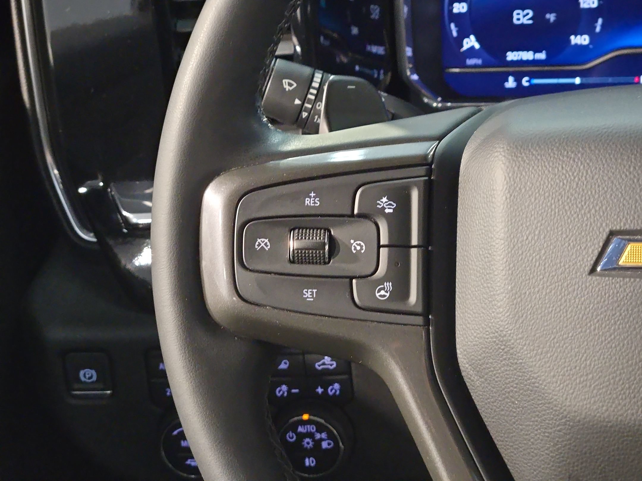 Used 2024 Chevrolet Silverado 1500 High Country w/ High Country Premium Package AWD/4WD image 28
