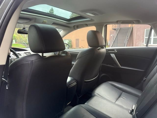 Used 2012 MAZDA MAZDA3 i Grand Touring w/ Tech Pkg image 27