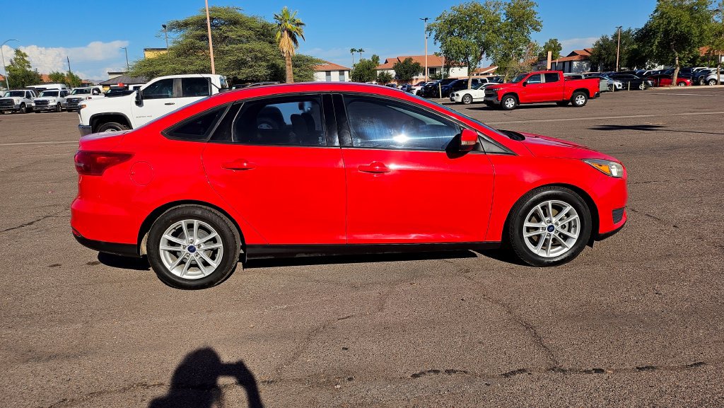 Used 2017 Ford Focus SE FWD image 12