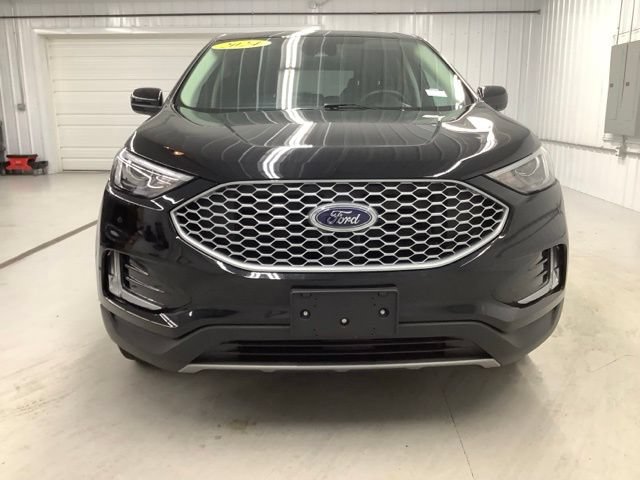 Used 2024 Ford Edge SEL w/ Convenience Package AWD/4WD image 2