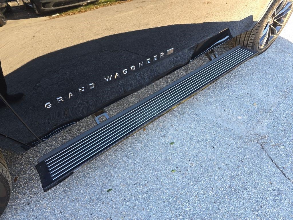 New 2025 Jeep Grand Wagoneer Series II Obsidian w/ Quick Order Packagew 28T AWD/4WD image 13