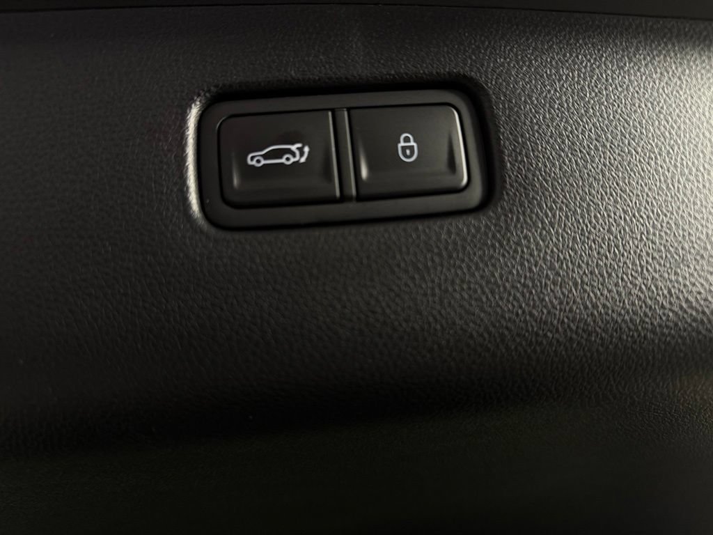 Used 2026 Genesis GV70 3.5T Sport Prestige AWD/4WD image 34