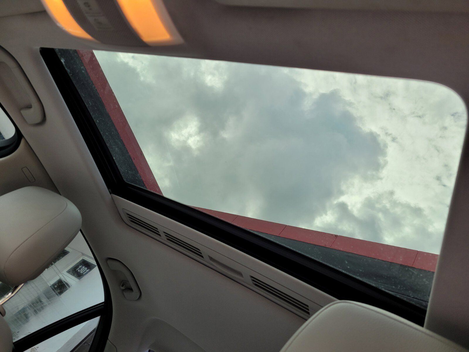 Used 2009 Mercedes-Benz C 300 Luxury image 19