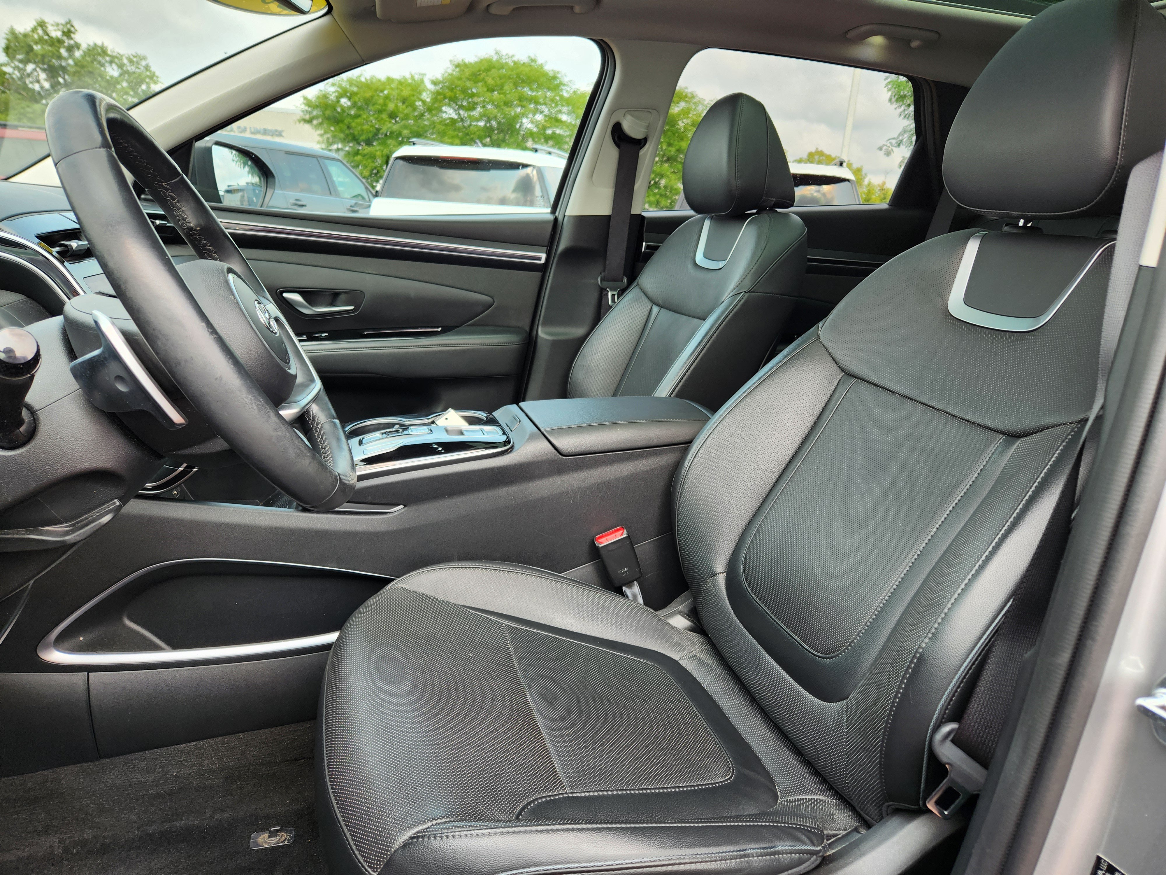 Certified 2023 Hyundai Tucson Limited AWD/4WD image 10