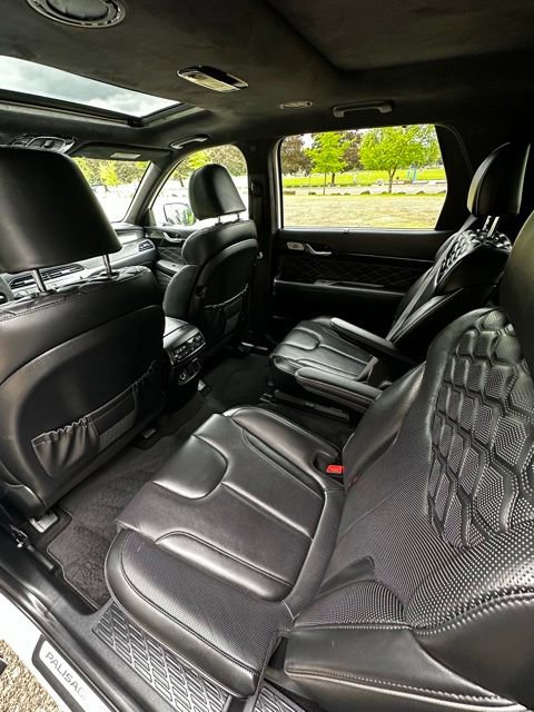 Used 2022 Hyundai Palisade Calligraphy w/ Cargo Package AWD/4WD image 14