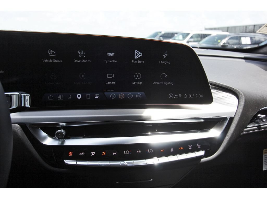 New 2027 Cadillac Lyriq Luxury AWD/4WD image 16