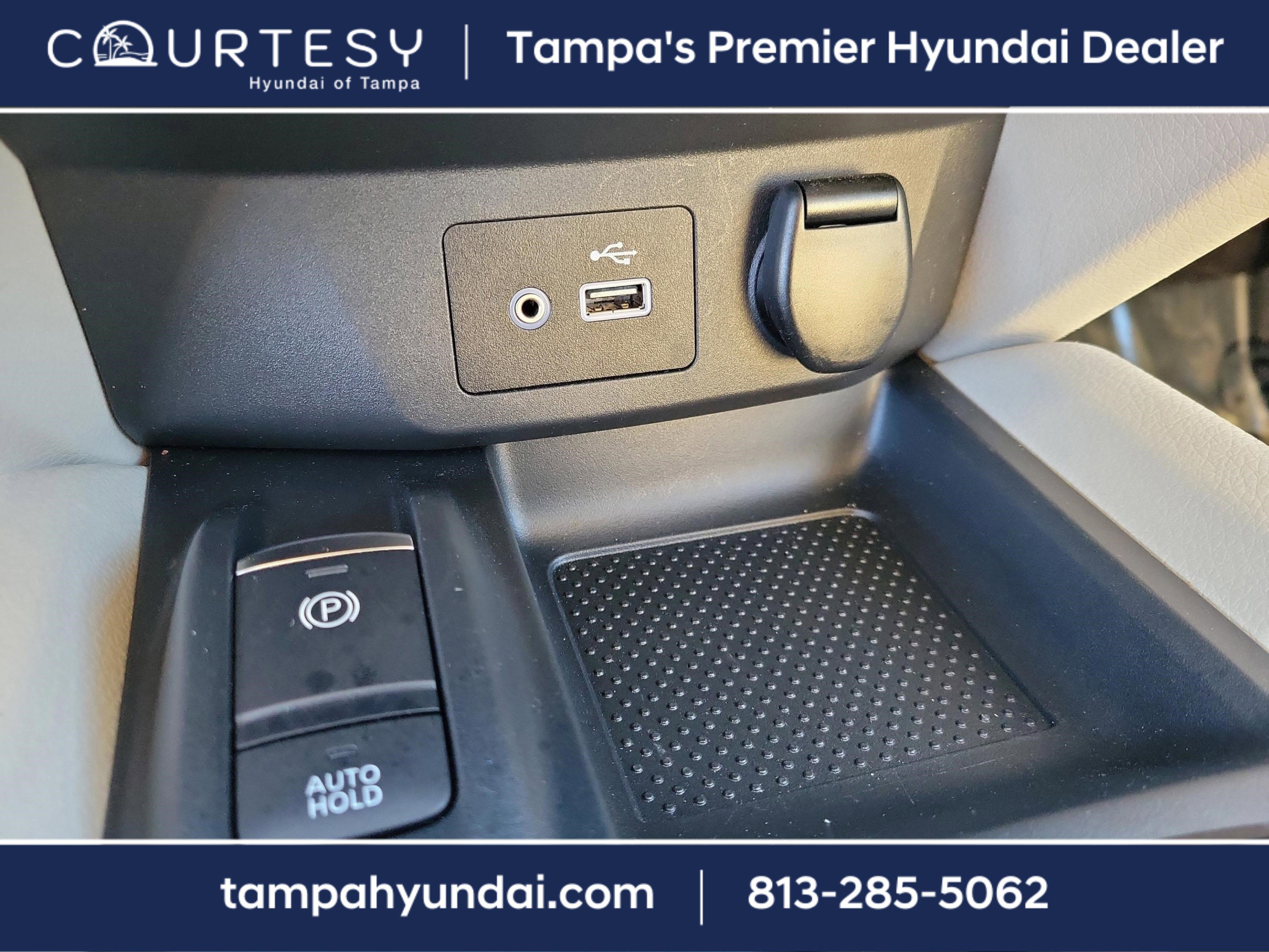 Used 2022 Nissan Rogue Sport SV w/ Technology Package image 29