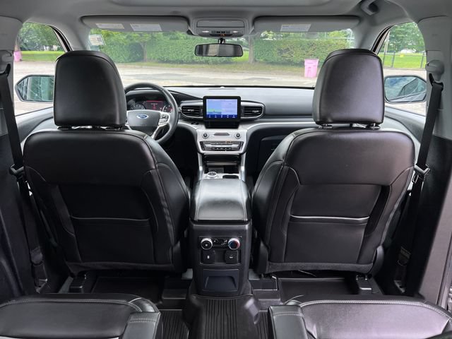Certified 2023 Ford Explorer XLT w/ Equipment Group 202A AWD/4WD image 34