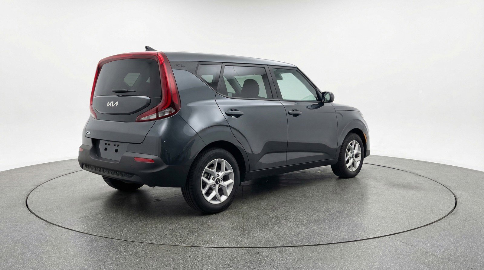 Used 2025 Kia Soul LX w/ LX Technology Package FWD image 9