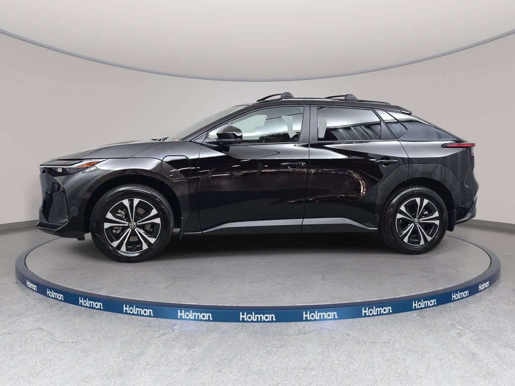 Used 2025 Toyota bZ4X FWD w/ Weather Package image 9