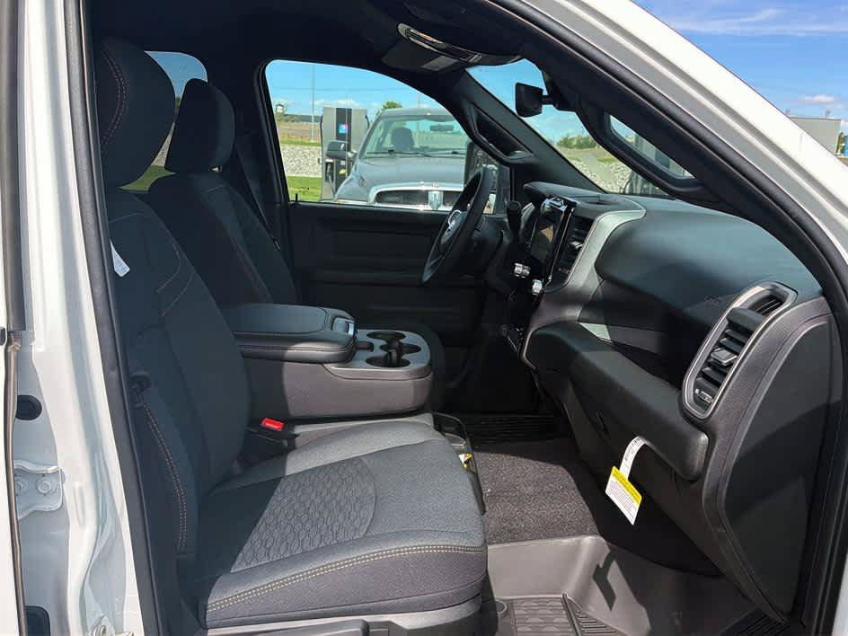 New 2026 RAM 3500 Tradesman AWD/4WD image 29