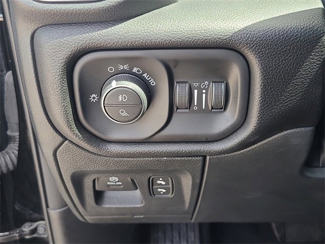 Used 2025 RAM 1500 Big Horn image 25