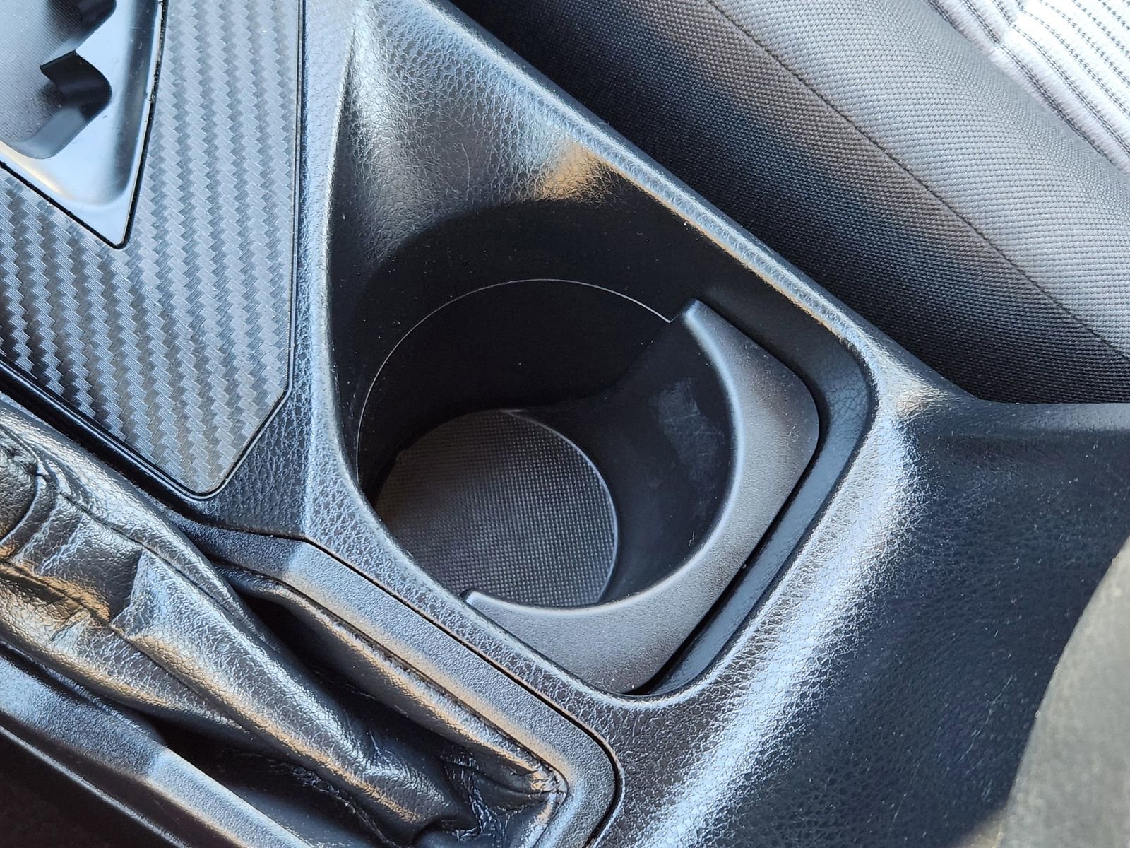 Used 2013 Toyota RAV4 LE image 23