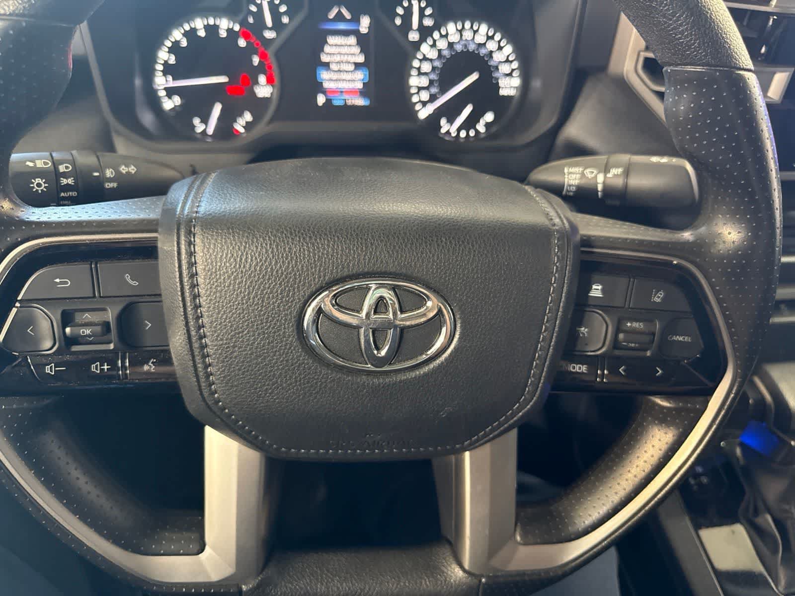 Used 2024 Toyota Tundra SR5 w/ SR5 Convenience Package AWD/4WD image 22