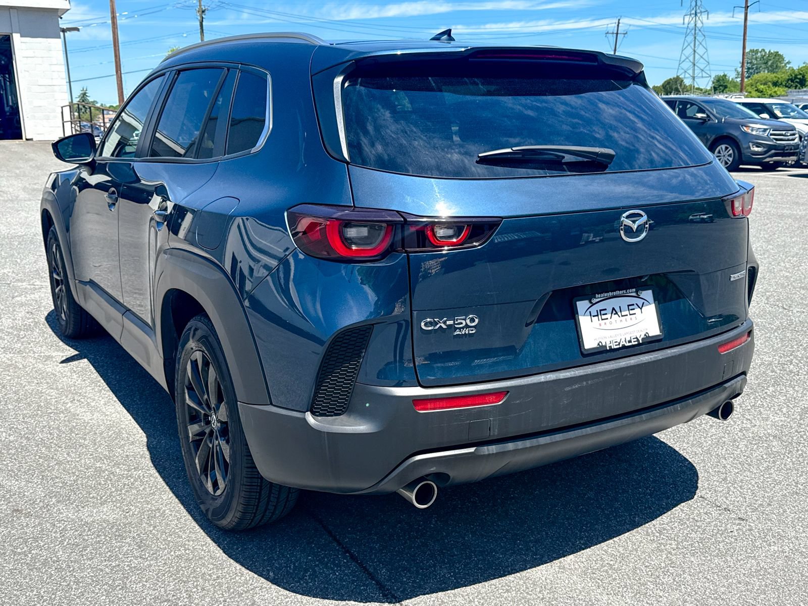Used 2025 MAZDA CX-50 AWD 2.5 S w/ Premium Package image 5