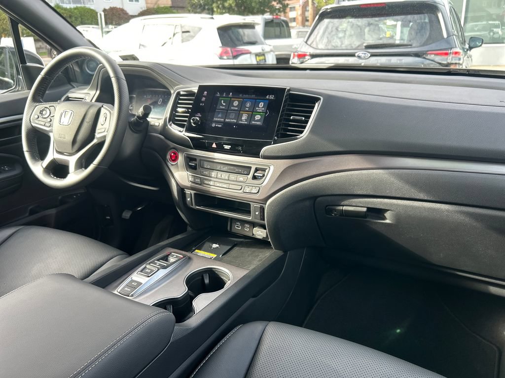Used 2024 Honda Passport EX-L image 31