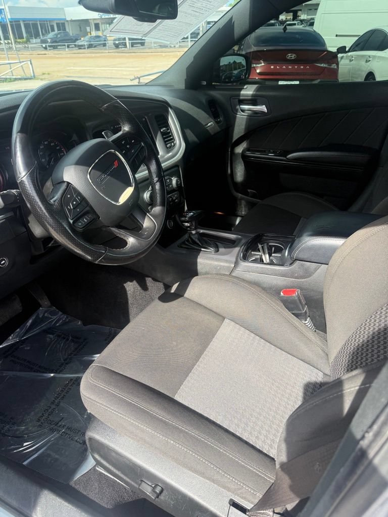 Used 2022 Dodge Charger R/T w/ Blacktop Package RWD image 12