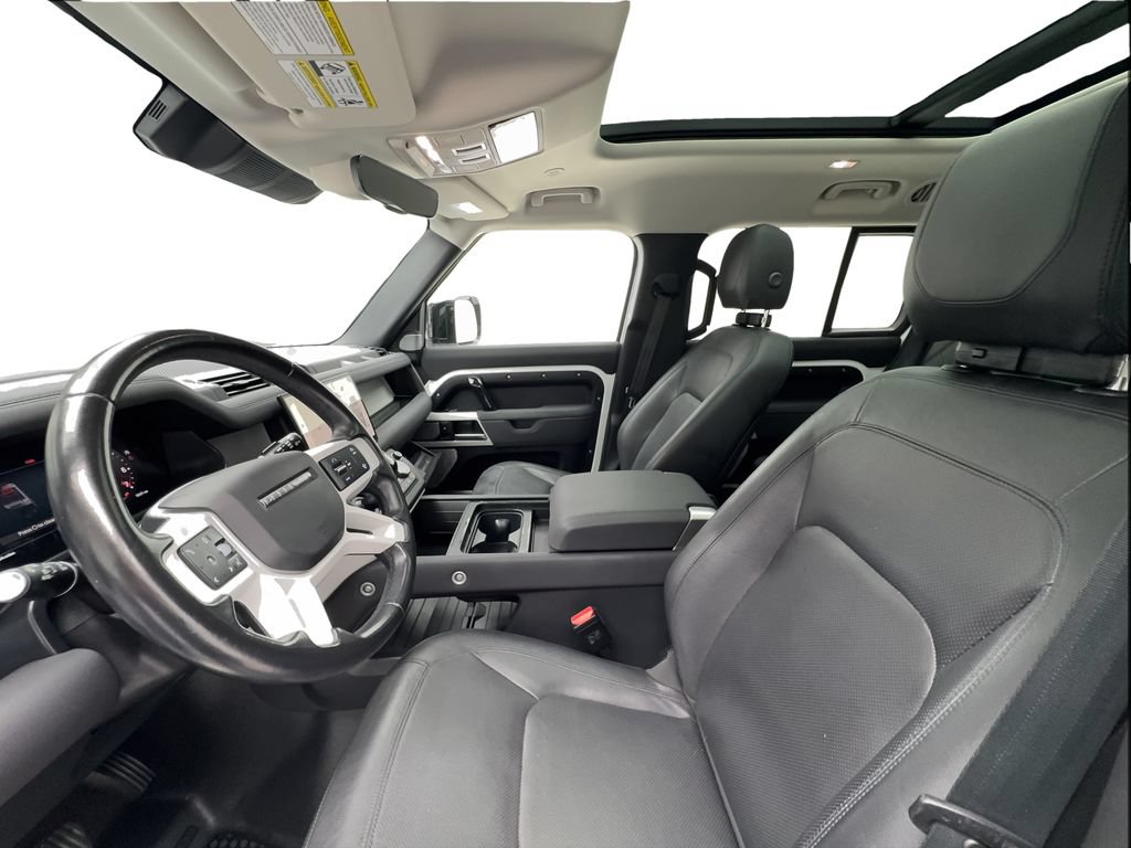 Used 2023 Land Rover Defender 130 SE AWD/4WD image 19