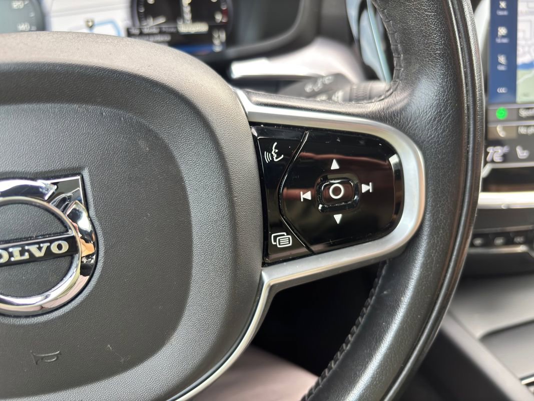 Used 2020 Volvo V60 T5 Cross Country w/ Protection Package Premier image 21