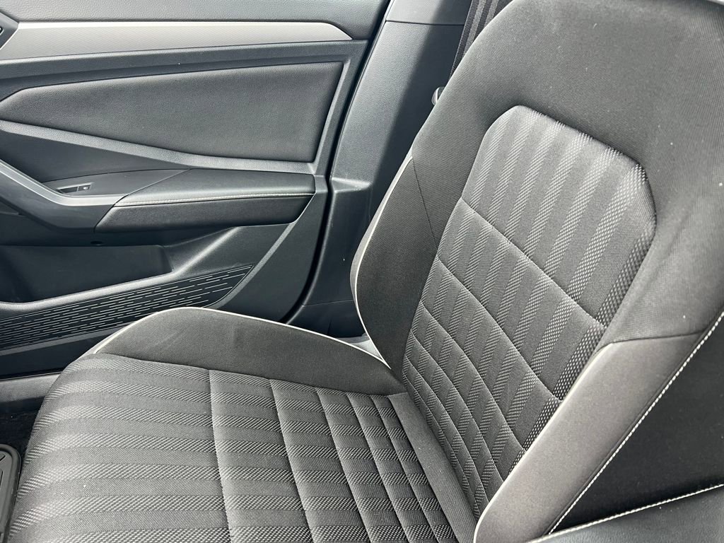 Used 2024 Volkswagen Jetta Sport image 22