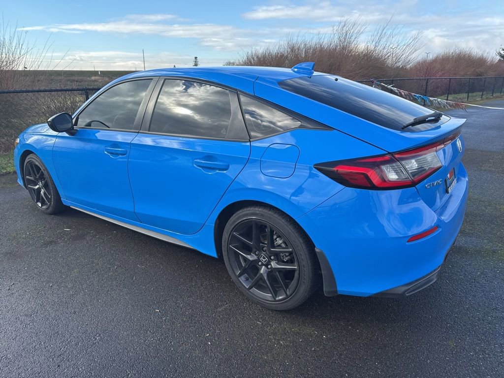 Used 2022 Honda Civic Sport image 2