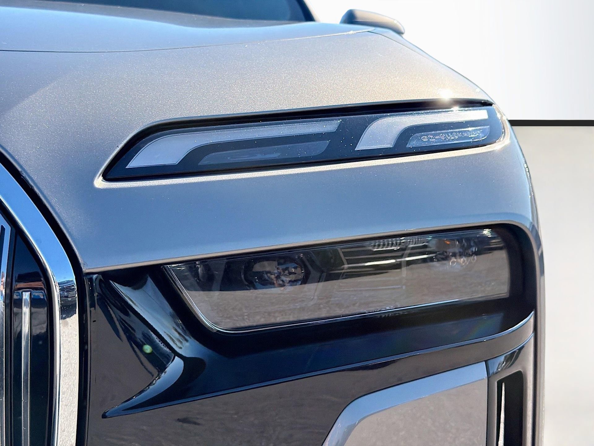 Certified 2024 BMW 740i image 10