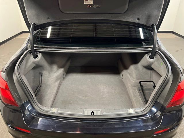 Used 2013 BMW 750Li image 7