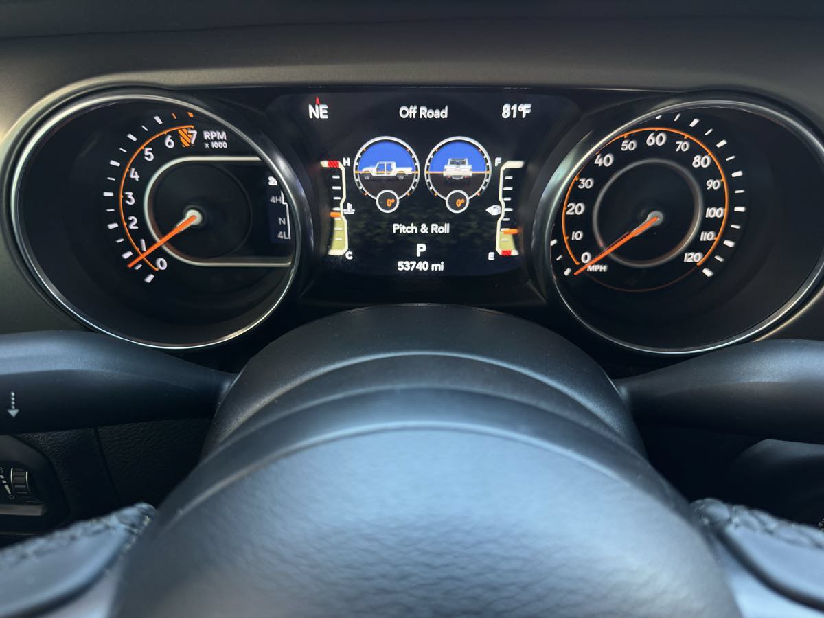 Used 2021 Jeep Gladiator Sport AWD/4WD image 28