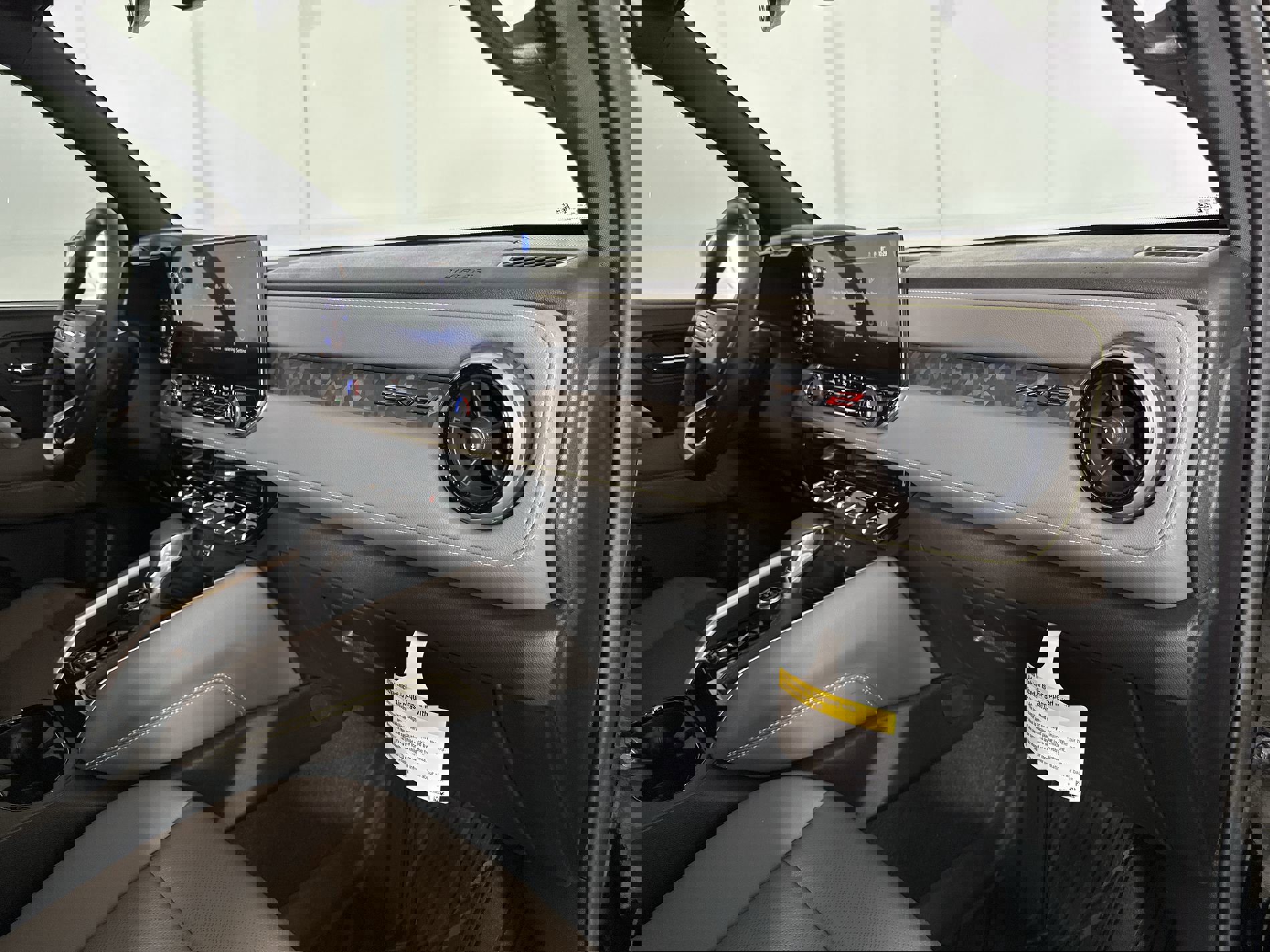 New 2025 Chevrolet Colorado ZR2 w/ Technology Package image 28