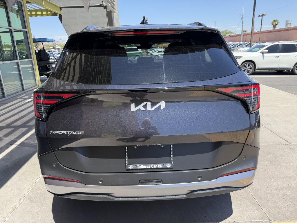 Used 2026 Kia Sportage EX w/ EX Panorama Roof Package FWD image 13
