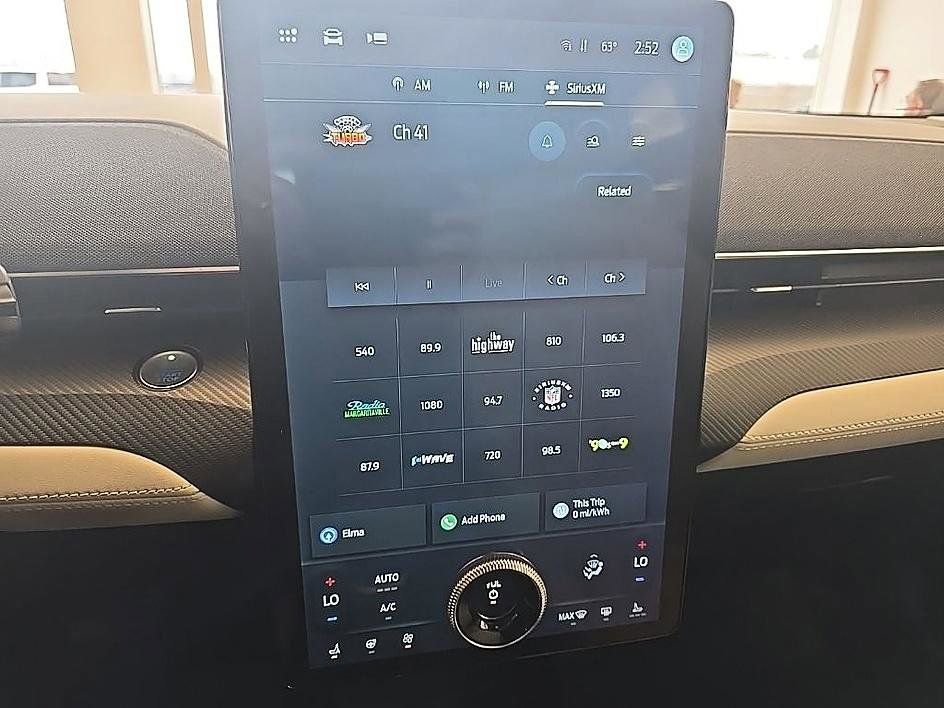 Used 2022 Ford Mustang Mach-E Premium image 21