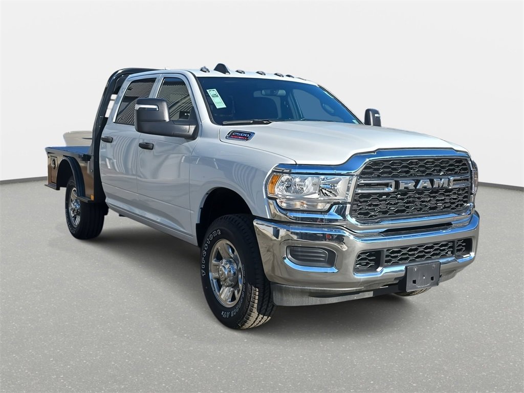 New 2024 RAM 2500 Tradesman w/ Chrome Appearance Group image 3