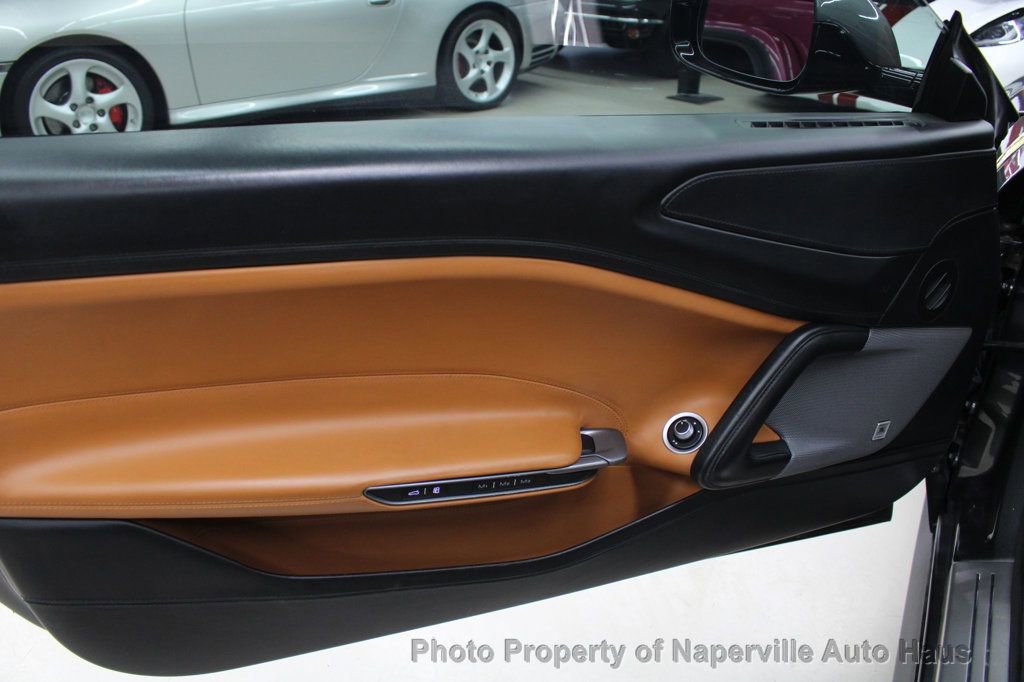 Used 2017 Ferrari GTC4Lusso AWD image 14