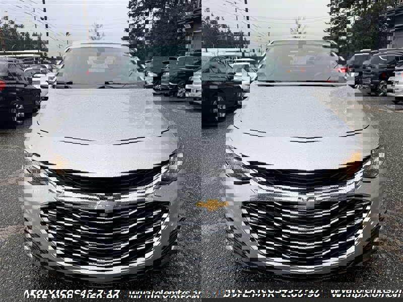 Used 2019 Chevrolet Malibu LT image 2