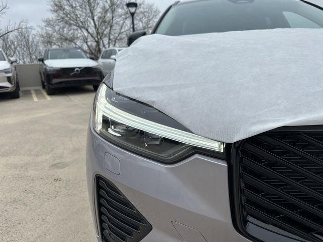 New 2026 Volvo XC60 B5 Plus w/ Climate Package image 10