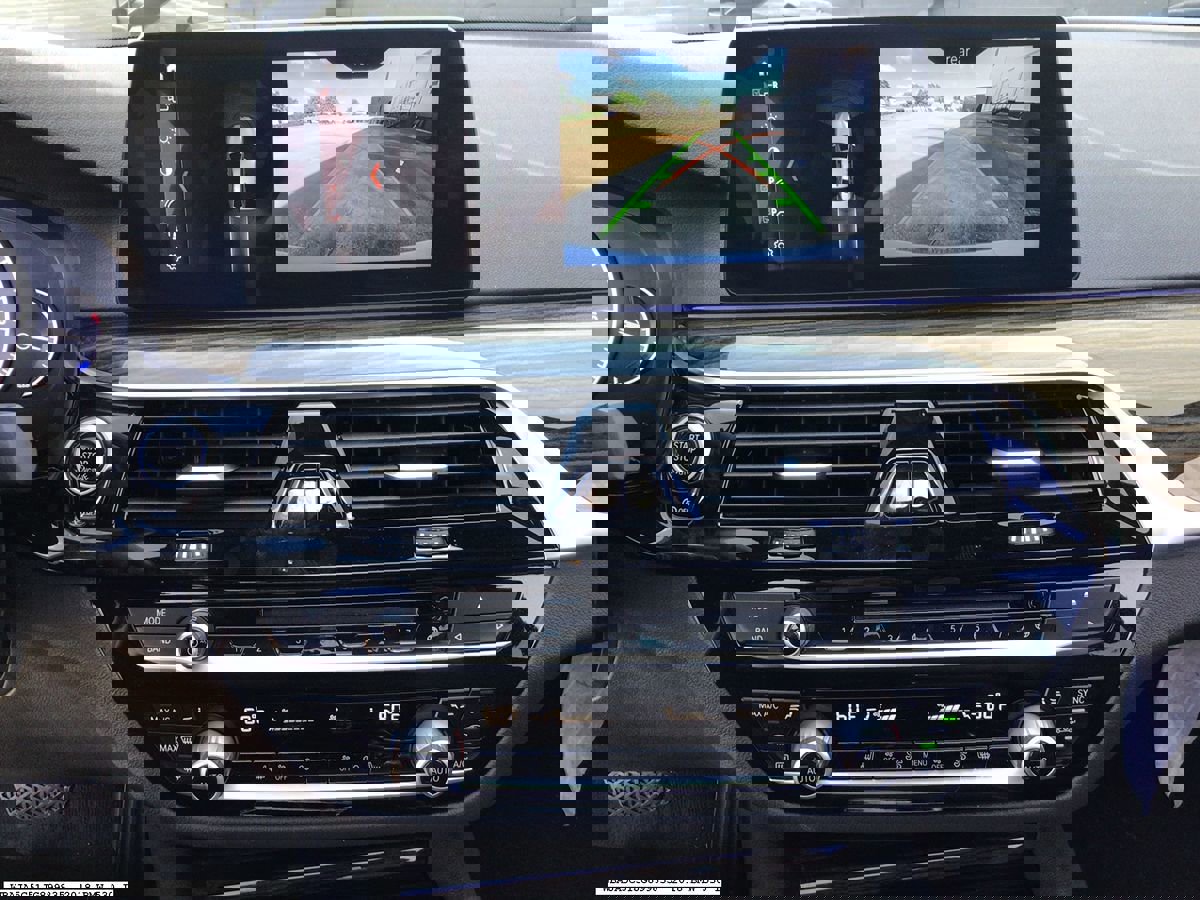 Used 2018 BMW 530i image 9