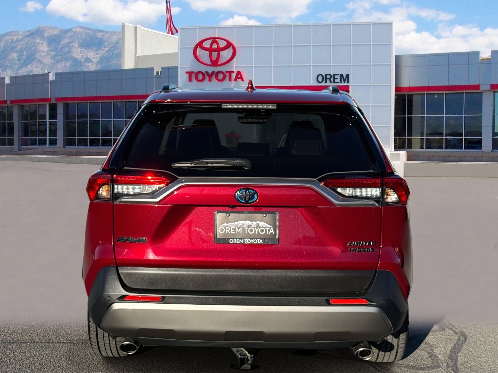 Used 2022 Toyota RAV4 Limited w/ Limited Grade Weather Package image 4