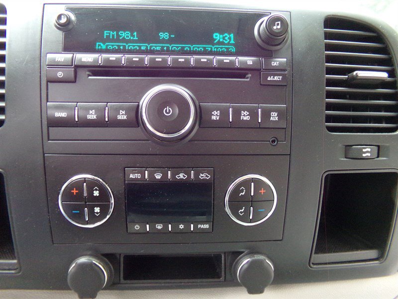 Used 2008 GMC Sierra 1500 SLE w/ Power Pack Plus RWD image 38