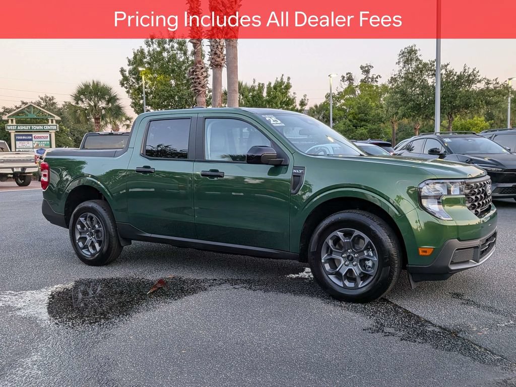 Used 2025 Ford Maverick XLT w/ XLT Luxury Package FWD image 2
