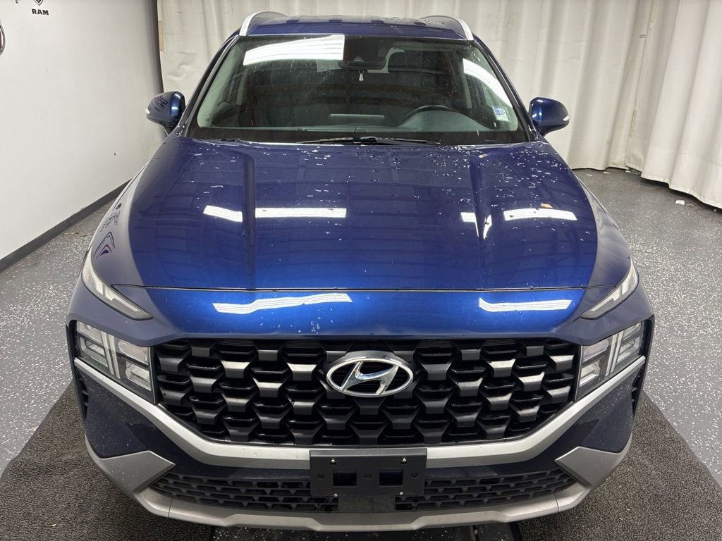 Used 2023 Hyundai Santa Fe SEL image 2