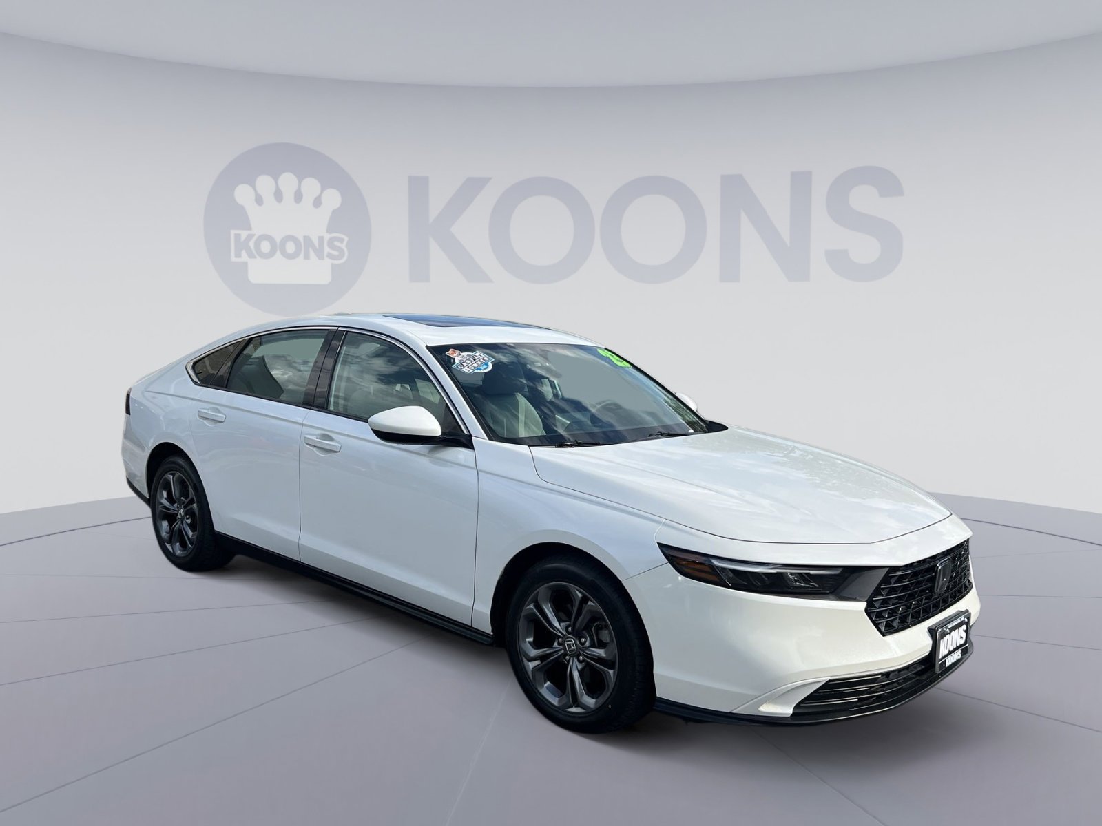 Used 2023 Honda Accord EX image 10