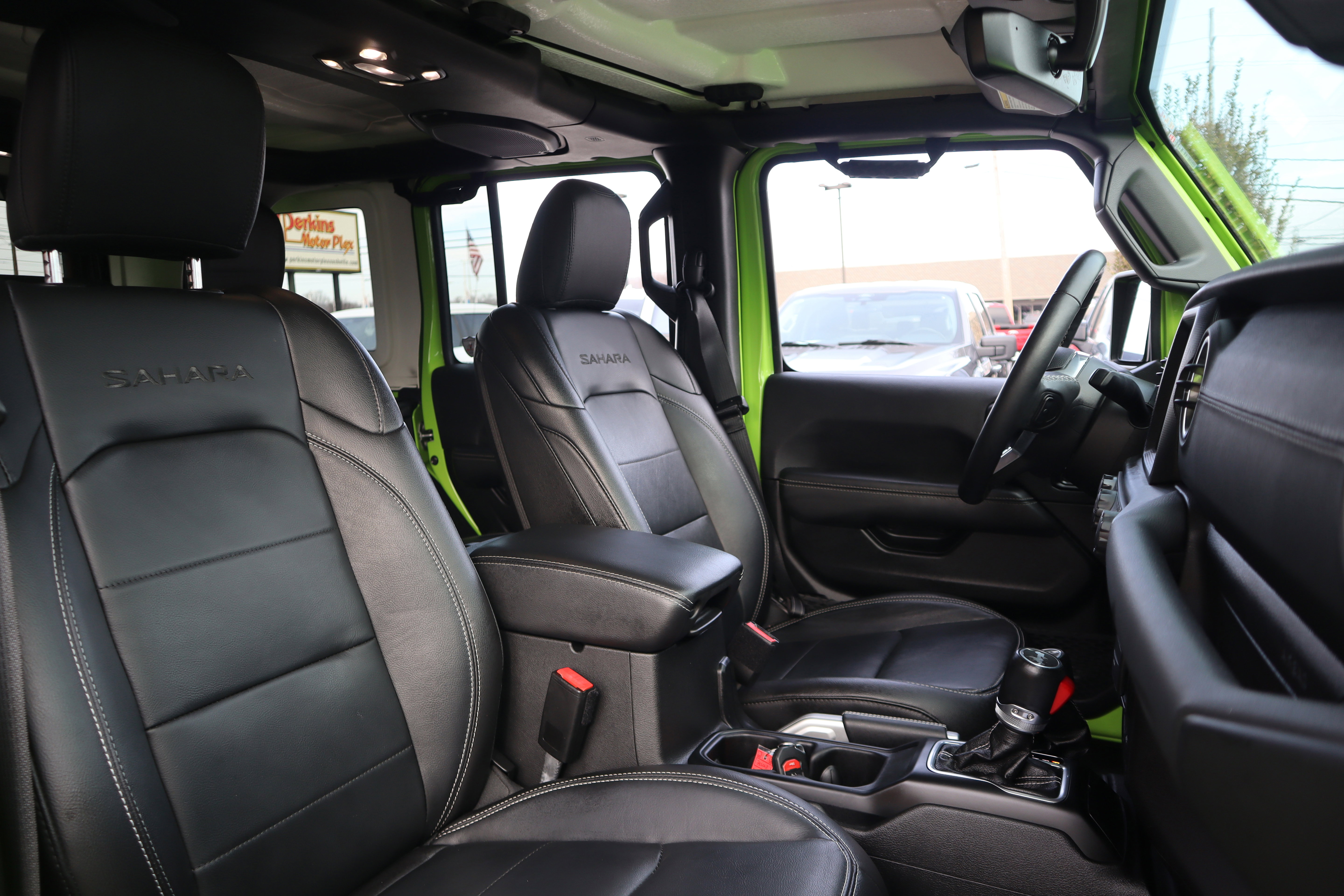 Used 2021 Jeep Wrangler Unlimited Sahara w/ Cold Weather Group image 31